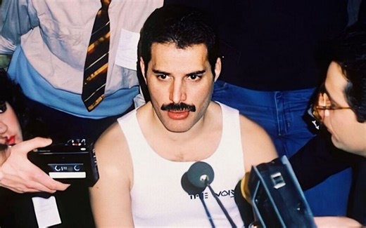 【双语字幕】1984年Mary Turner采访Freddie Mercury