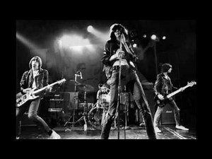 Ramones // My Back Pages