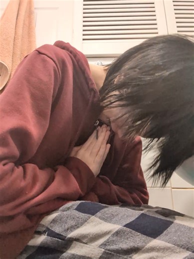 I suddenly become religious and start praying i wont throw up but it always happens #stomachache #burp #idk #help #fyp