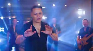 338K views · 17K reactions | Pássaro Iivre eu sou……. Banda Os Atuais! #bailaoévida | Altair Lanzarini - Bailão é Vida | Facebook