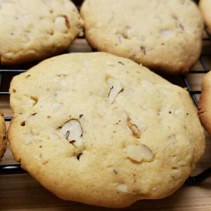 Favorite Black Walnut Cookies Recipe - Chef's Resource Recipes