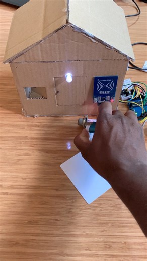 Open Door with Arduino using RFID & MQ-135 sensor https://linktw.in/KBfpGN | Upload Ideas with Itamar