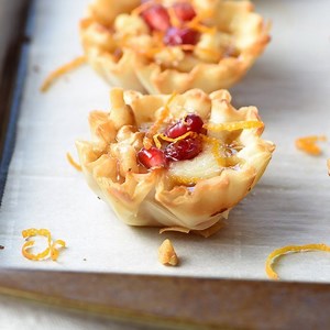 RECIPE: https://bellyfull.net/brie-jam-fillo-bites/ These Brie and Jam Fillo Bites are an easy and beautiful holiday appetizer! | Belly Full
