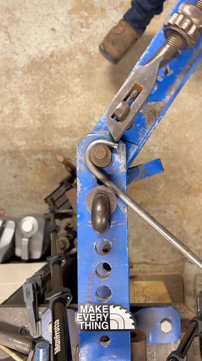 Bending an eye hook on the Hossfeld universal bender. I’m still learning new ways to utilize the Hossfeld on projects, it’s got a ton of awesome attachments and uses. #handmade #make #maker #makeeverything #steel #bend #bending #hossfeld #fabricator #metalworking #metalshop #tools #shop | Make Everything