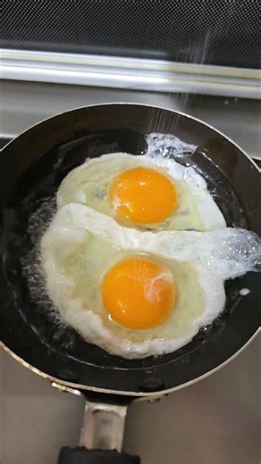 Quick and Easy Breakfast Eggs Sandwich #shorts 🍳 #viral eggs