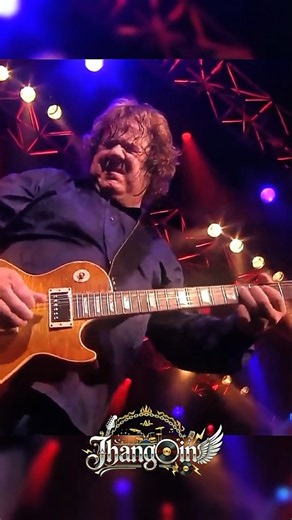 Gary Moore: The Screaming Guitar Live at Montreux! 🎸🔥 #garymoore #bluesrock #shorts #jhangoin