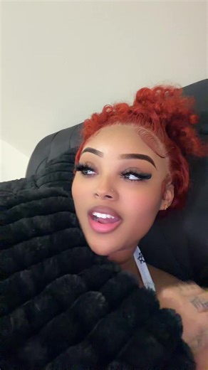 Ariana Wright | Hairstylist (@_ariwright)’s video of Middle Part Hair Tutorial