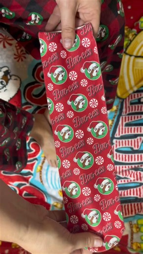 Festive fit? Completed by the socks. 😎 These Buc-ee’s Christmas socks are bringing major holiday drip — comfy, cozy, and full of Buc-ee’s cheer! 🎅✨ Tag your holiday crew that would totally match with you! | Texas Snax