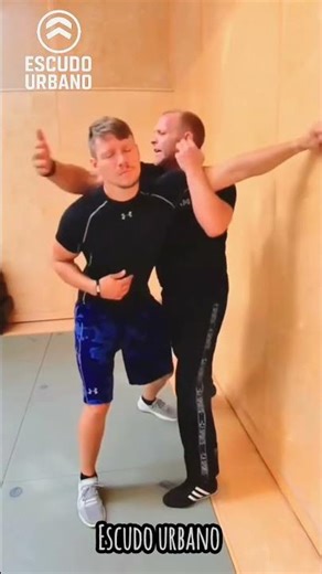 3 ways to defend yourself from strangulation