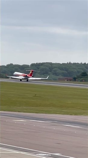 Gulfstream G550 takeoff….smooth, powerful, and pure aviation perfection.