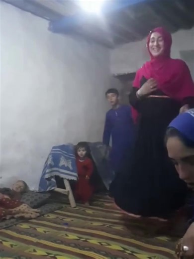 mastajeni ❤️‍🩹🥰🫰#mastajeni221 #pashtodance #pashtosong #foryoupage #foryou