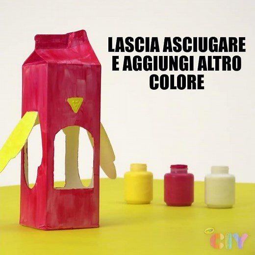 COME FARE CASETTA PER UCCELLINI con CARTONE DEL LATTE ♻️ | Lavoretti riciclo creativo Crayola CIY
