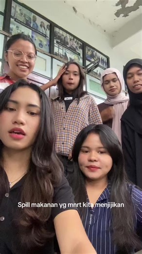 Watch This Hilarious Class Moment to the End!