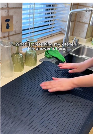 Durable Silicone Mat: Heat-Resistant Kitchen Essential