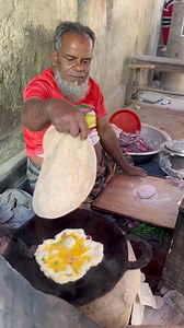 81K views · 459 reactions | Traditional Bengali Breakfast - Egg Roti Live Making #reels #streetfood #trending #viralvideo #foryou | Street Food Finder | Facebook