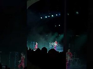 Apologize - The Warning @ O2 Academy Brixton | 17/04/2025