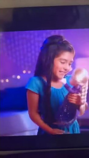 Disney Frozen 2 “Into The Unknown” Elsa doll commercial