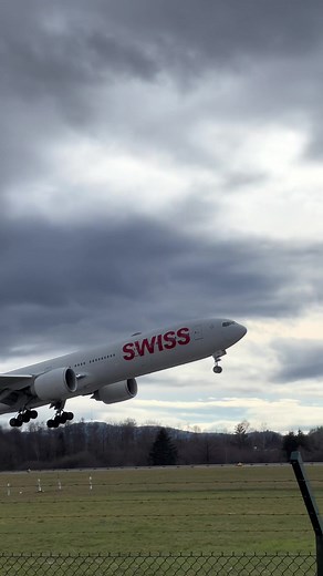 Mesmerizing Swiss Boeing 777 Take Off