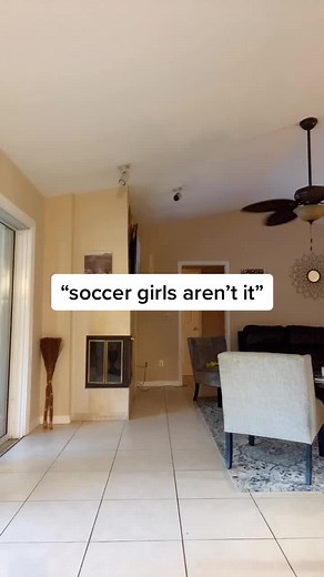 *football 😁 @chloeleglerr #soccer #soccergirl