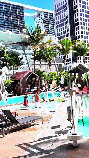 If I’m in Brickell, Miami, I ain’t staying nowhere else 🏨✨ #brickellmiami #miamihotel #eastmiamihotel @EAST Miami