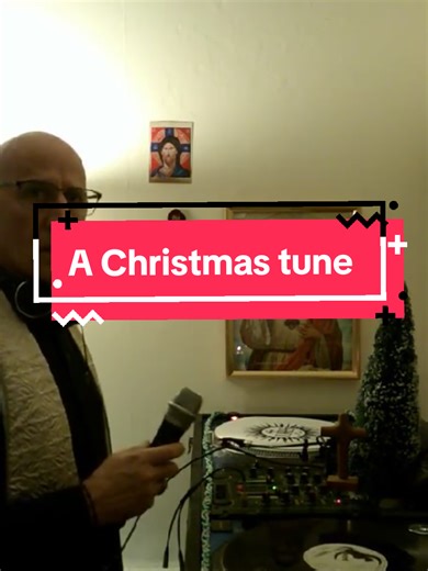 Ideal Christmas Tune - 'Oh So Nice' by Cosmo and Dibs