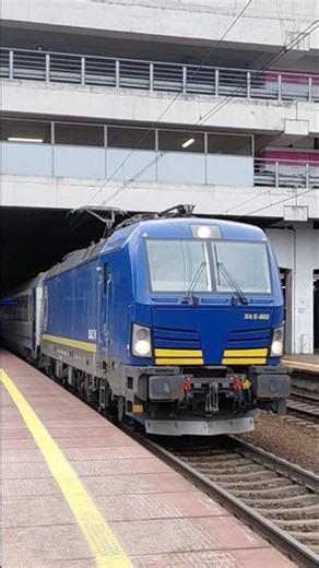 Odjazd X4E-802 z EIC BWE z Poznania Głównego #kolej #pkpintercity #vectron #railway #pkp