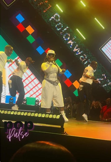 Shandesh's Debut at Metro FM Music Awards