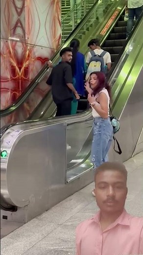 Introducing the "VitaWear SmartBand," a next-generation wearable gadget🎉