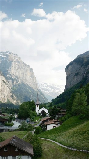 𝐏𝐞𝐚𝐜𝐞 on Instagram: "This song>>💗 . . . #fyp #reels #explore #explorepage #hindisongs"