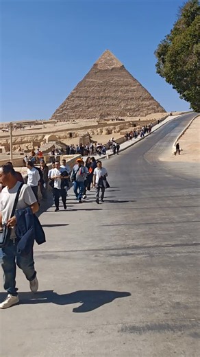✨ Discover Egypt – Where History Meets Adventure ✨ Walk through 7,000 years of history in one unforgettable journey. From the Great Pyramids of Giza and the Sphinx, to the Nile cruise, Luxor & Aswan temples, Desert safari, and Red Sea beaches — Egypt is not just a trip, it’s a once-in-a-lifetime experience. ✔️ Private & group tours ✔️ Professional local guides ✔️ Best prices & top service ✔️ Real experiences, real memories 📩 Book now & turn your dream trip into reality 🔥 Limited spots – high d