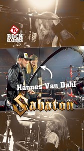 Janne river av ett mäktigt trumsolo uppe hos @hannes_van_dahl på hans tron innan @sabatonofficial 13/12 2025 på 3Arena 🤘 Såg du Sabaton i helgen? 💥💥💥 @innanfors #sabaton #trumsolo #rockklassiker #jannekaninteliratrummor | Rockklassiker
