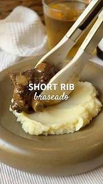 Braised short rib 🥩 the recipe that will make you look like a professional chef #shortribs #easyr...