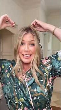 Working in smaller sections is the best way to manage styling hair in an updo! #updohairstyle