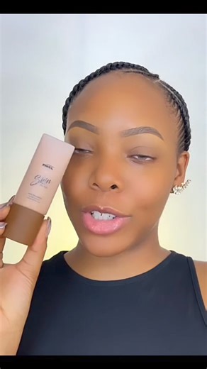 305K views · 7.2K reactions | 5 basic makeup products you should have as a makeup beginner | Bennygwenny_glow | Facebook