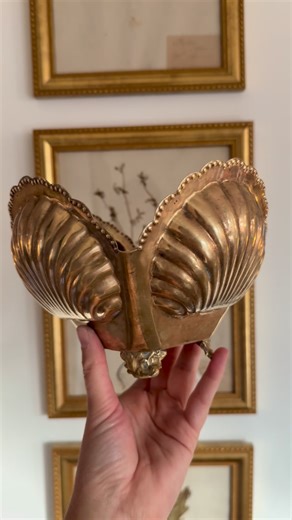 Hannah | Thistle Harvest on Instagram: "Quite possibly my favorite piece I’ve ever polished. ✨ Secret? Brasso and lots of paper towels! #antiquefinds #polishingbrass #brassplanter"