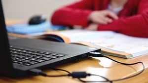 Celebrate National Online Learning Day by learning about it’s benefits