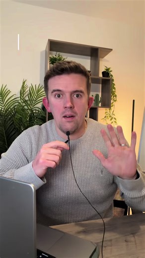 Five free teacher websites you’ll wish you’d found sooner Day nine of 25 days of EdTech and we’re diving straight in. These sites will save your sanity before the bell even stops ringing. Here are the stars of the show 🌟 Classroomscreen for morning starters and quick tools that make you look far more organised than you feel 🔊 Bouncy balls for noise level magic that quietly nudges the class back from chaos 🎥 Edpuzzle for videos that quiz as they go so learning actually sticks ☁️ Mentimeter for