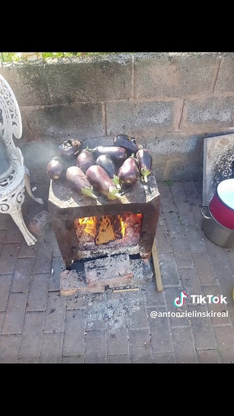 Anton Zielinski Productions: Engaging Content Creation