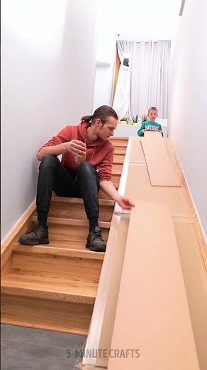 Creating a safe DIY cardboard slide for kids 🗳️
