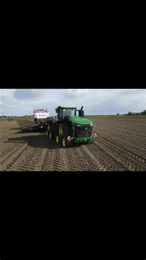 World’s Most Powerful Tracked Tractor in Action | Heavy Farming Machine Working in Fields 🚜🔥