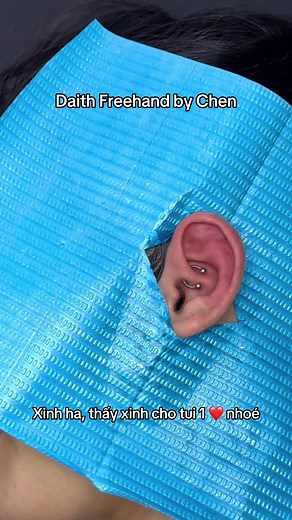 Daith Freehand Piercing Technique by Chen