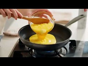 Non-stick coating spray - good assistant for cooking