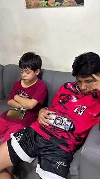 2) Parents who punish their children... and then lift the punishment a little while later 💔🥲