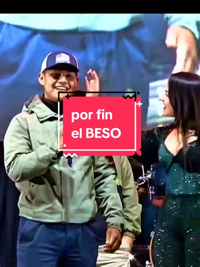 todos querían ver un beso despues de ver esa humildad y caballerosidad y al fin tiene su recompensa #humildad #chile #mexico #beso #caballero