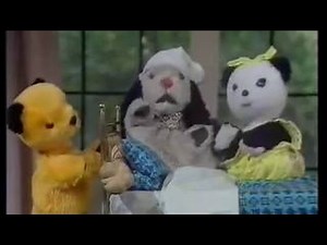 The Sooty Show 1981 Series 1 5 Picnic Episode Kids TV Shows Full Episodes Soo & Sweep -Newest Cbee