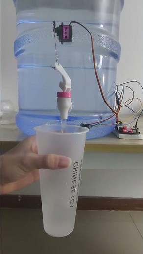 DIY Automatic Water Dispenser 💧 | Simple Smart Water System Hack
