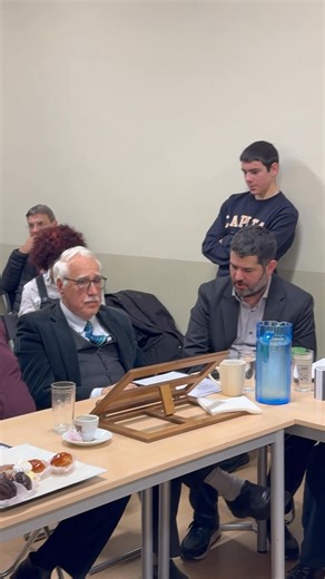 Έρραναν μύρα - Άρχων Πρωτοψάλτης Αγιωτάτης Αρχιεπισκοπής Κων/πόλεως Φώτιος Γιαννακάκης | Σχολείον Ψαλτικής