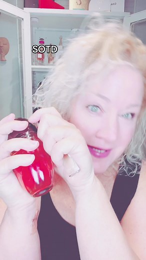 Calvin Klein Obsession: A Timeless Fragrance Review