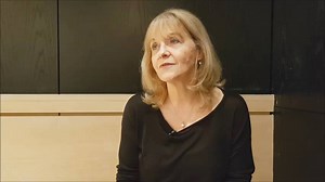 Wie ist es eigentlich, seine eigene Liebesgeschichte auf der Kinoleinwand zu sehen? Zu unserer gestrigen Filmvorführung Gundermann war auch die Ehefrau des verstorbenen Liedermachers bei uns zu Gast. Im Interview verriet uns Conny Gundermann ihre ganz persönliche Antwort auf diese Frage. Was ihr die Musik ihres Mannes bis heute bedeutet, erfahrt Ihr ebenfalls hier: | Haus der Geschichte