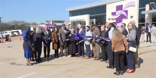 CHRISTUS holds ribbon cutting for opening of new hospital in Palestine